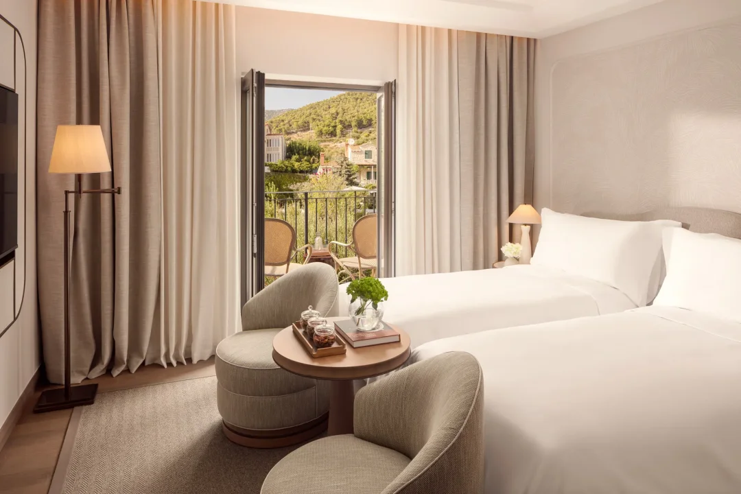 Superior Twin Room Garden View Balcony